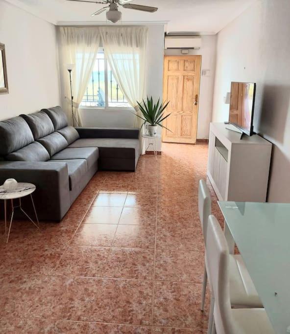 2 Bedroom Apartment. Orihuela. Exteriör bild